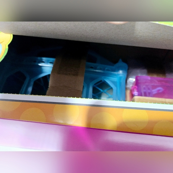 Disney Princess Hasbro Comics ,Doll Set with 9 Figures,Bases,Display Castle - Picture 8 of 12